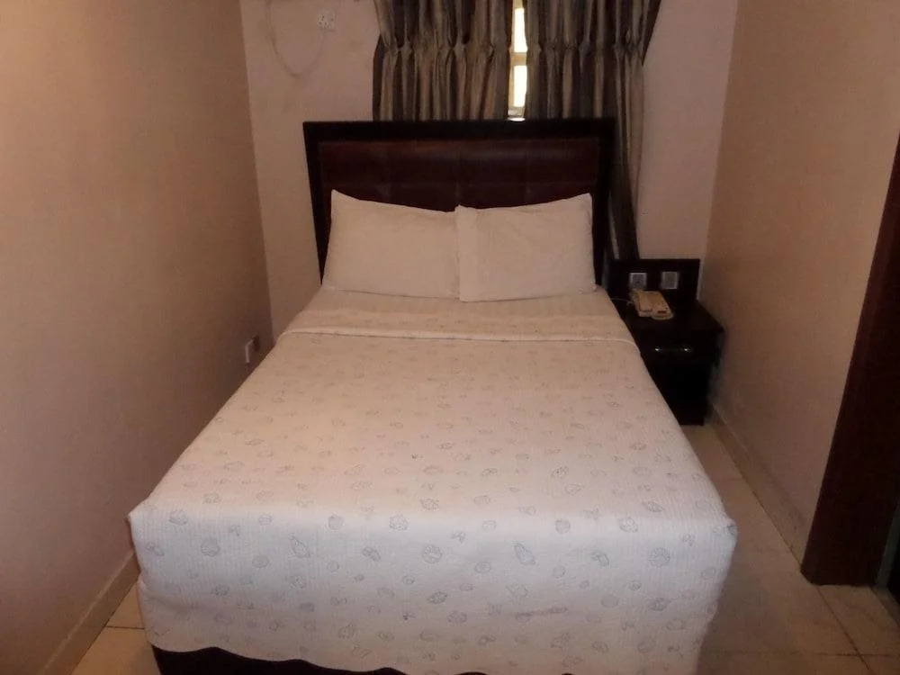 Maidaville Hotel and Suites