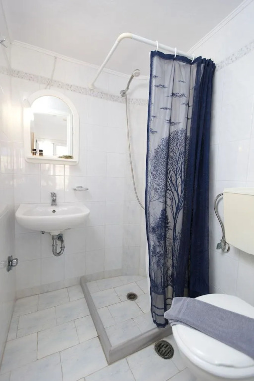 Kontogoni Rooms