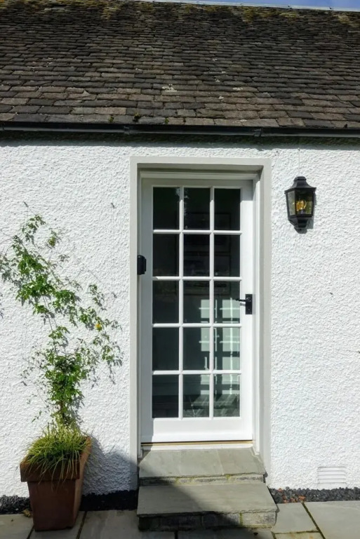 Ross Lodge