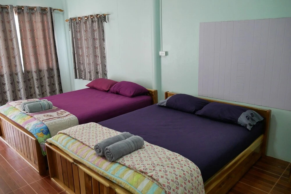 Baan Pak Phutawan Resort
