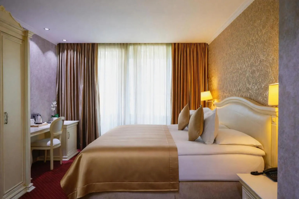 Grand Hotel & Spa Tirana