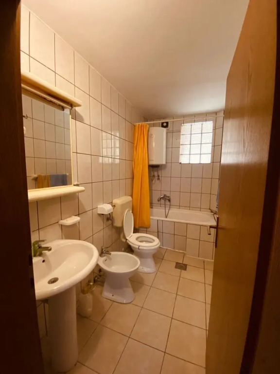Den Hostel