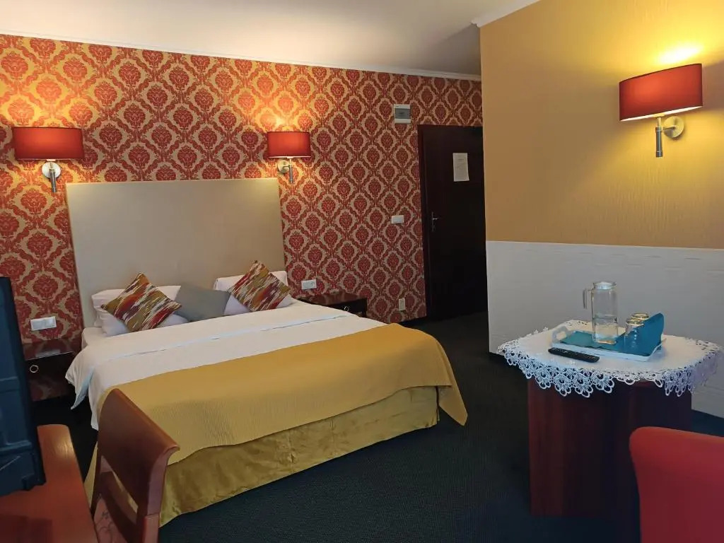 Amigo Hotel