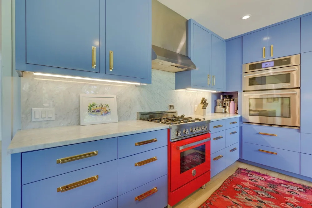 Modern Austin Home w/ Yard ~ 1 Mi From Acl!