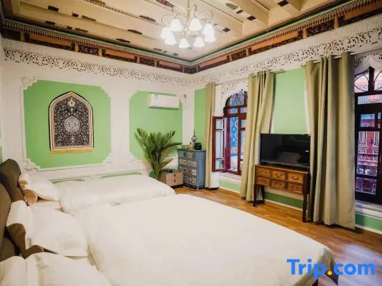 Xunjiang Bieyuan Homestay（Kashgar ancient city scenic area inside）