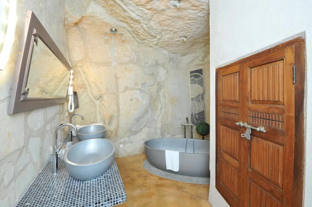 Logis Hotel Demeure de la Vignole