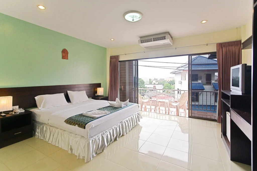 Absolute Guesthouse Phuket