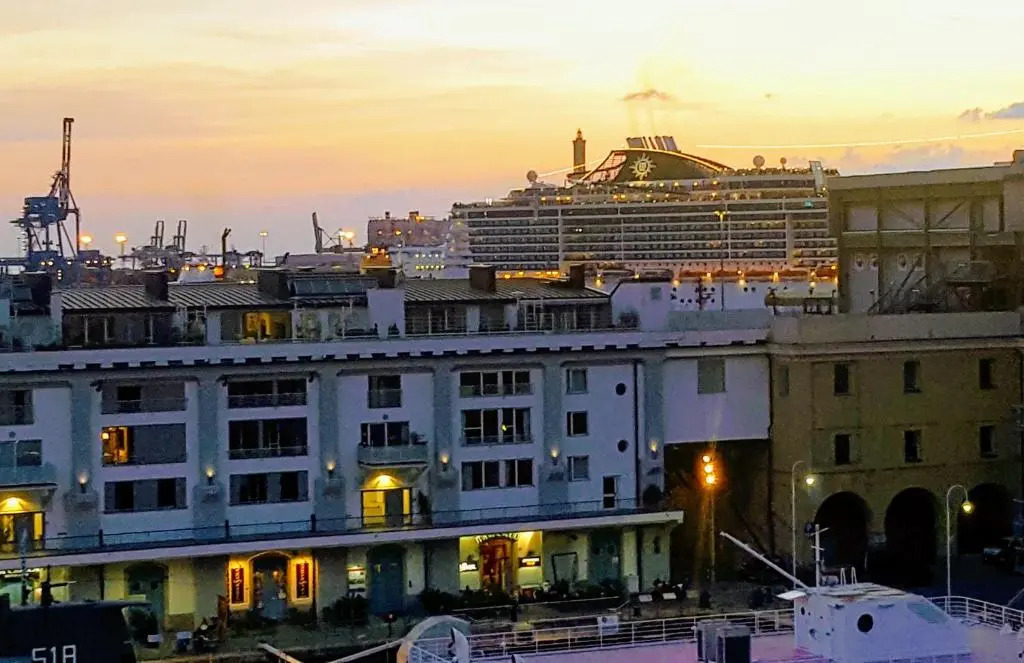Port View