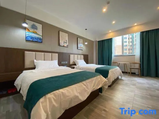 Yijia Hotel