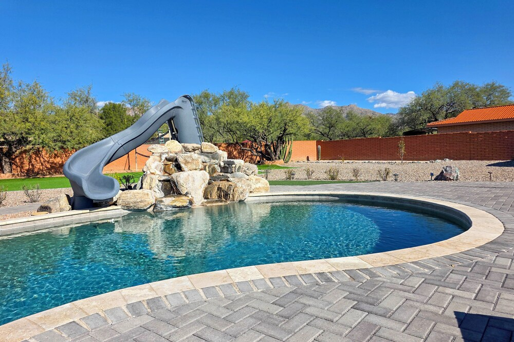 Pool & Patio! 'bike Haüs' By Catalina Mtn Trails