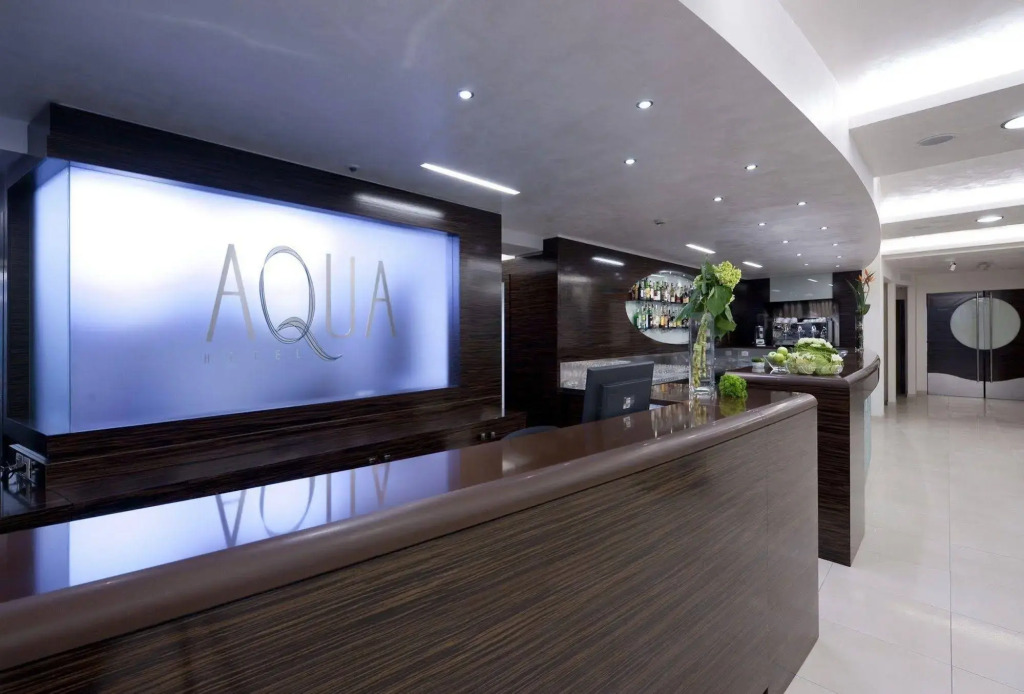 Aqua Hotel