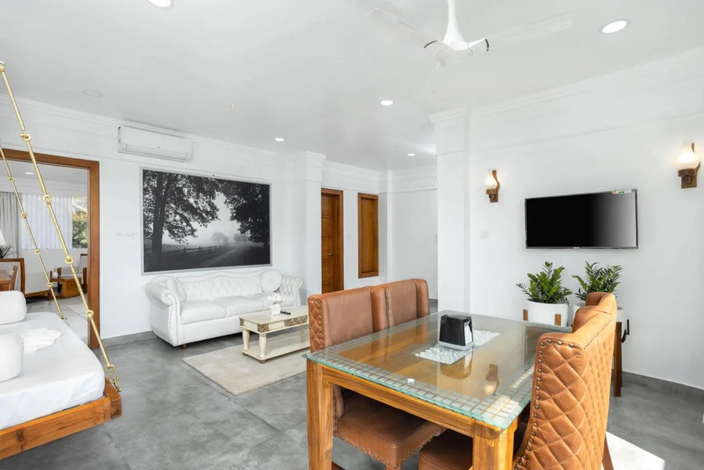HOTEL WHITE HOUSE, Munnar