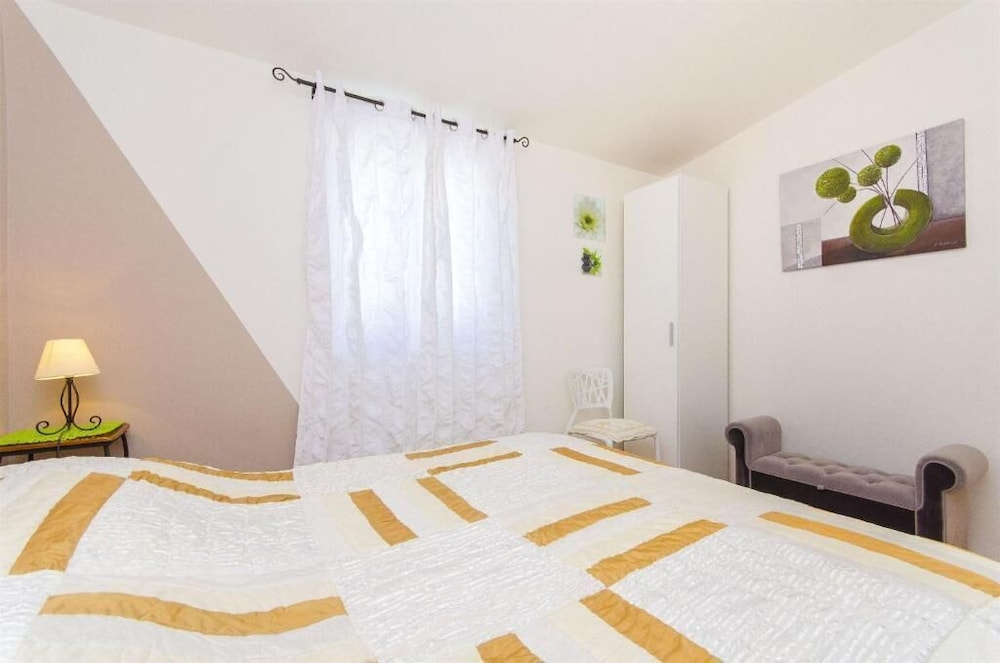 Apartments Nives
