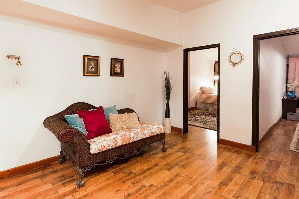 NY072 2 Bedroom Apartment By Senstay