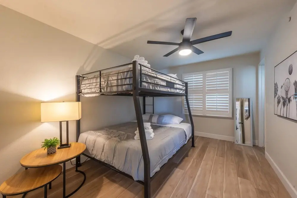 Phoenix 4 BDR Home With Outdoor Entertainment