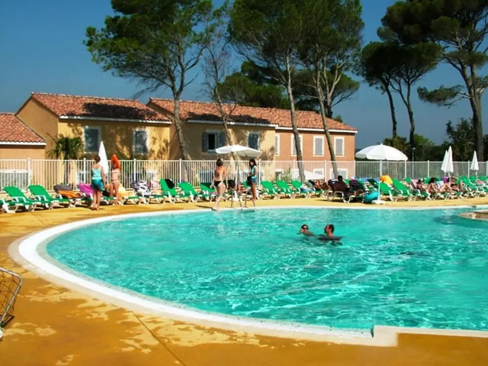 House With 2 Bedrooms In Calvisson With Pool Access And Furnished Garden 5 Km From The Beach