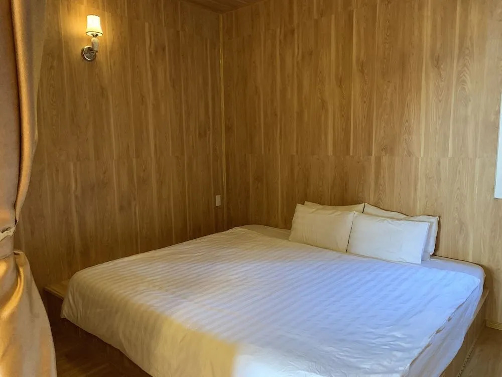 Vuon Thuong House