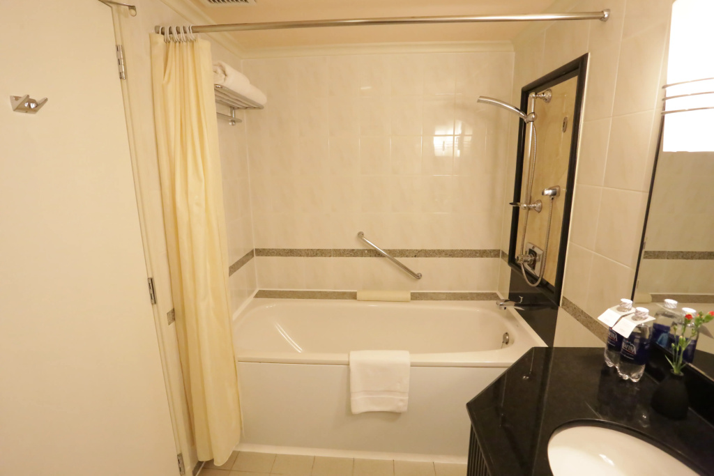 Lotte Hotel Saigon