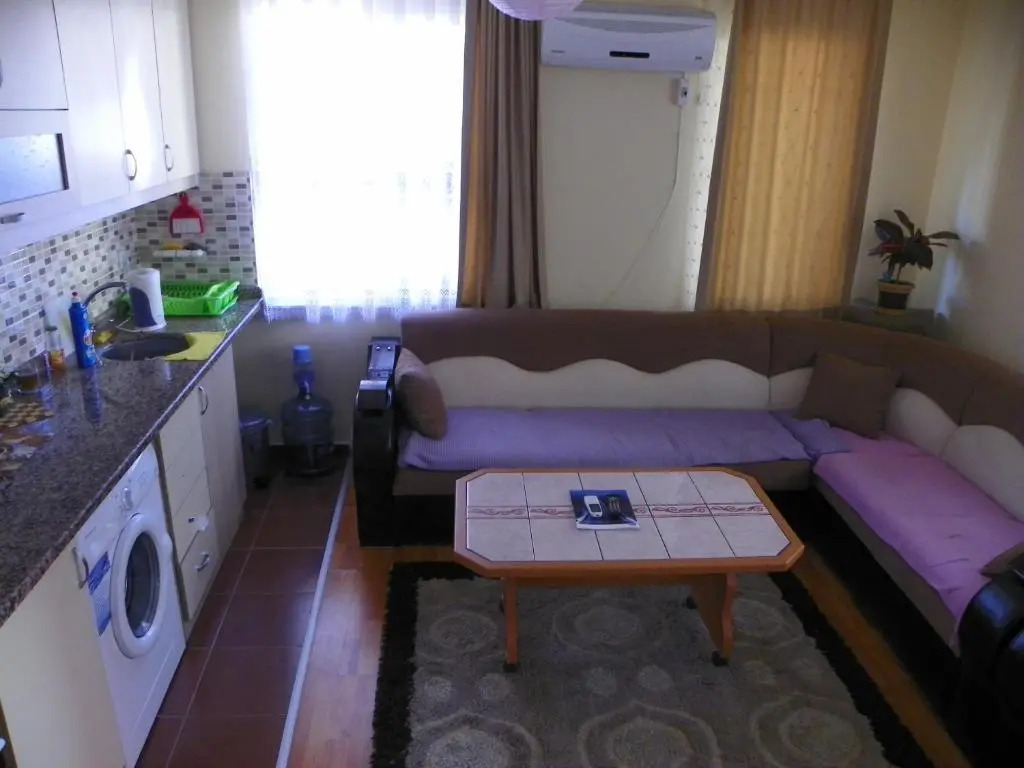 MOURAT Holiday Apartment Flat Furnished House Cheap Sleeping Rooms