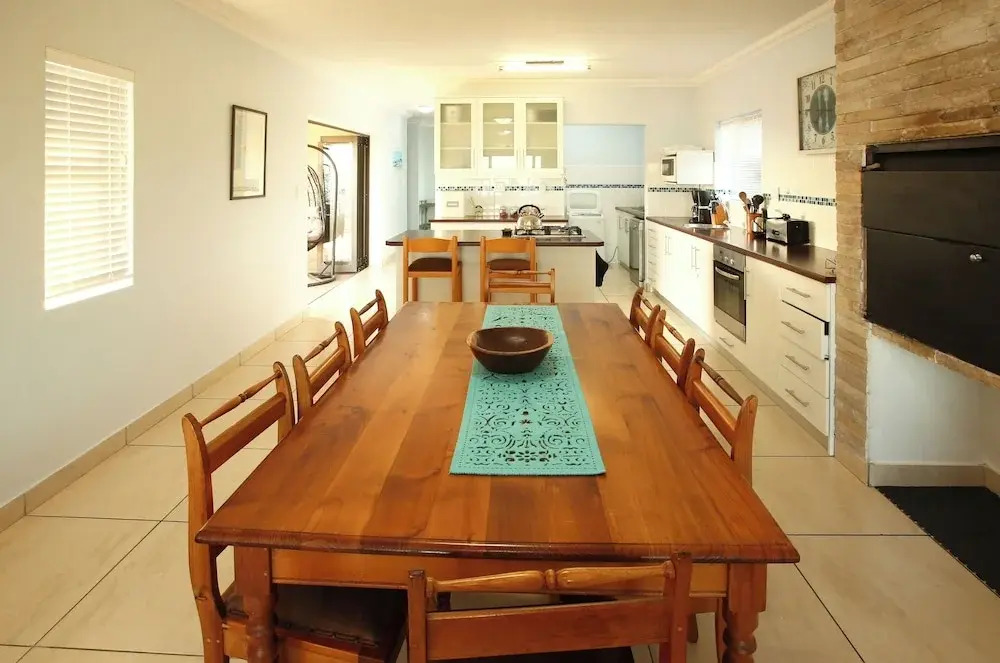 Sa-Ais, Langebaan 6-sleeper