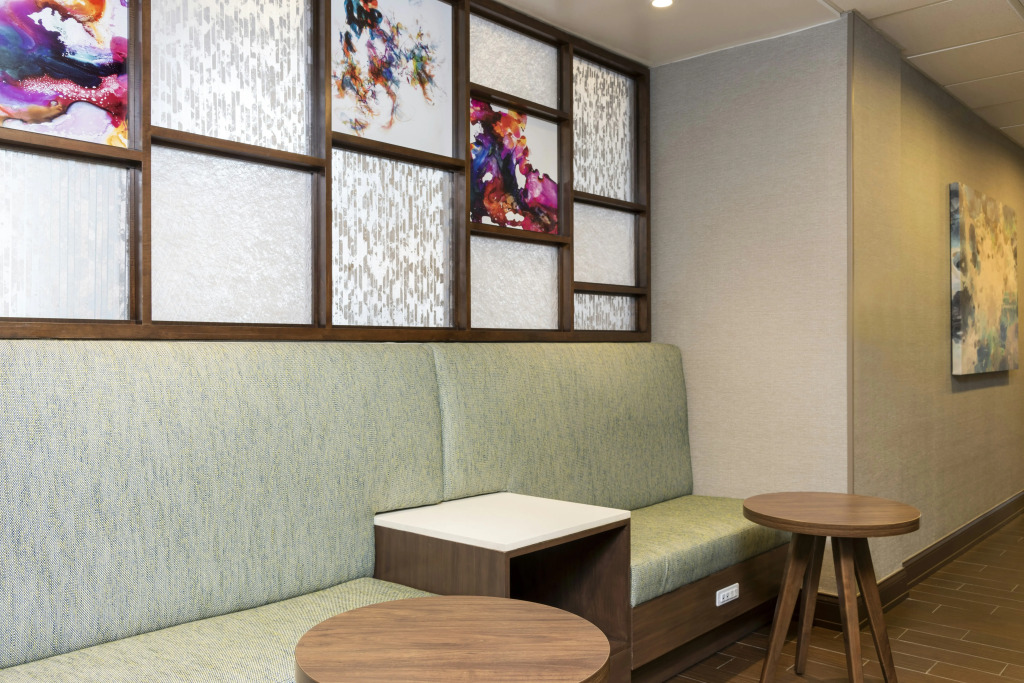 Hampton Inn & Suites Fort Myers-Colonial Boulevard