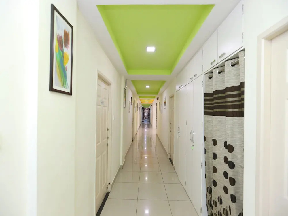 OYO 15132 Colors