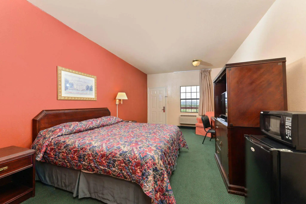 Econo Lodge Junction