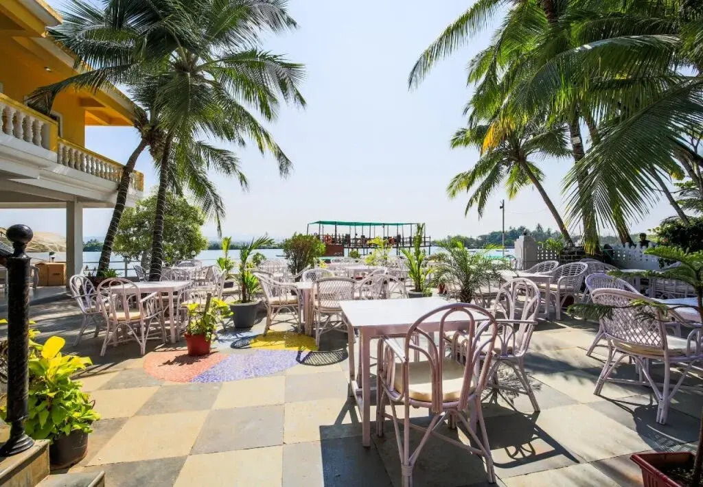 Jack's Place By OYO Rooms