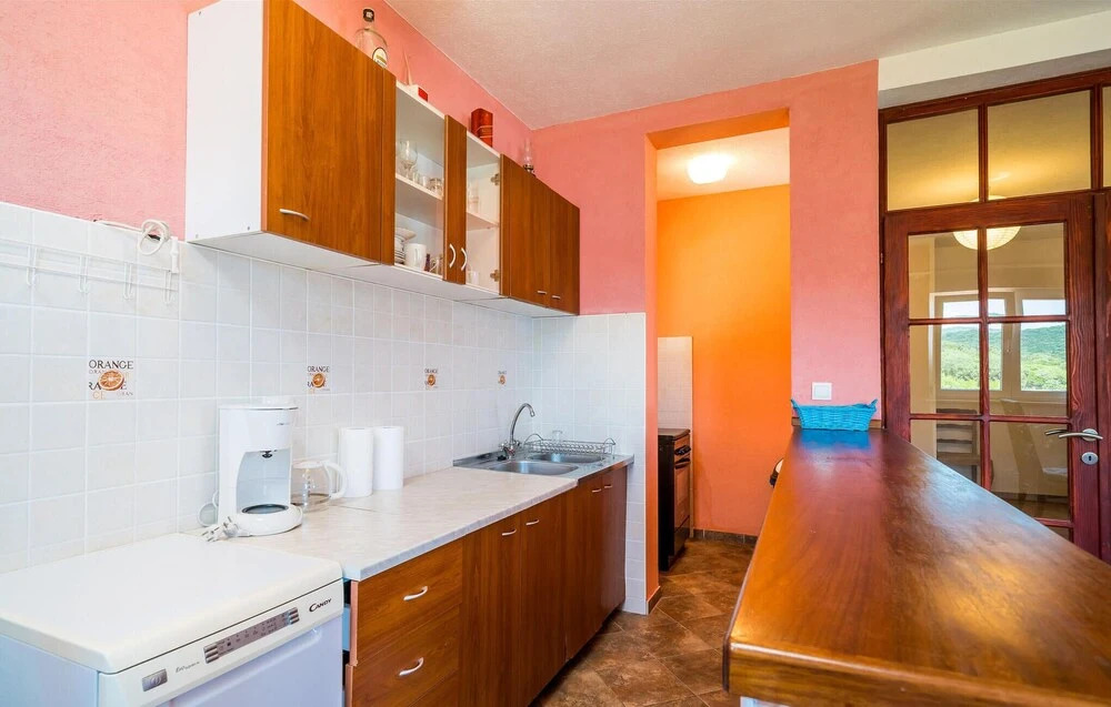 Beautiful Home in Gruda With Wifi and 2 Bedrooms