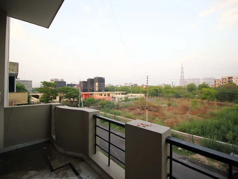 OYO 9069 Hotel WP 13