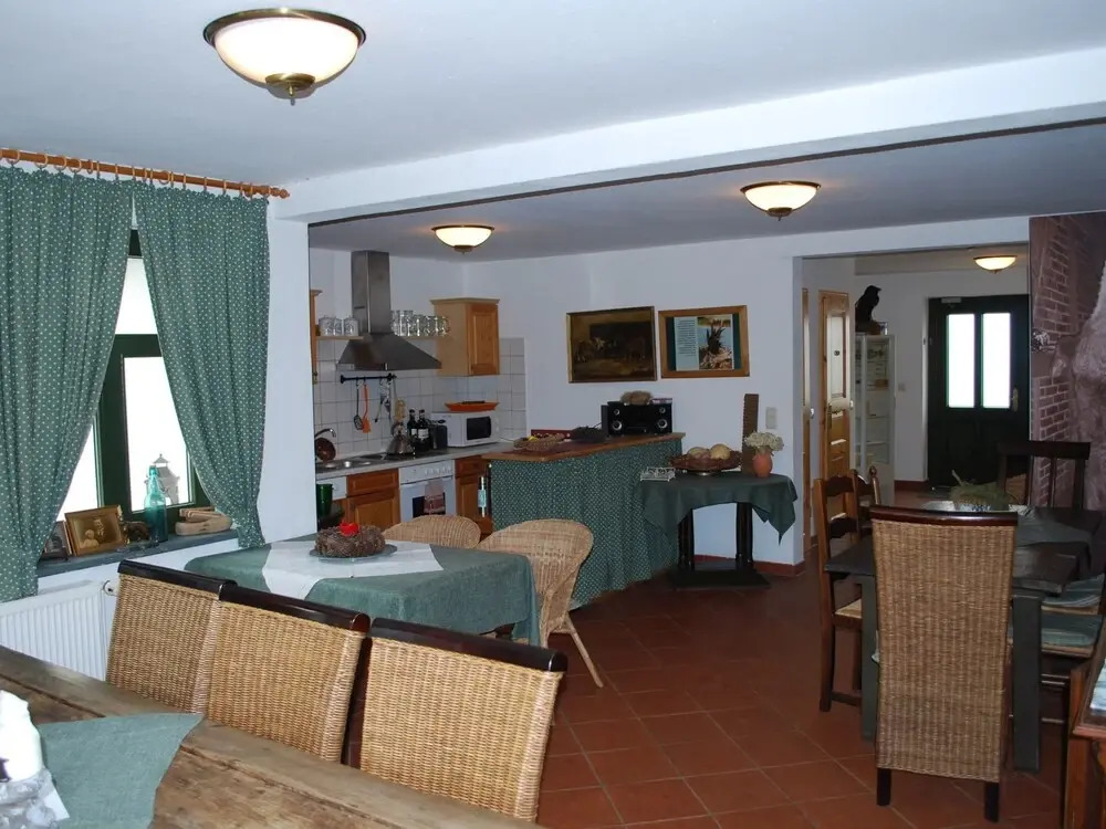Grosses Landhaus mit Swimmingpool in Dargun