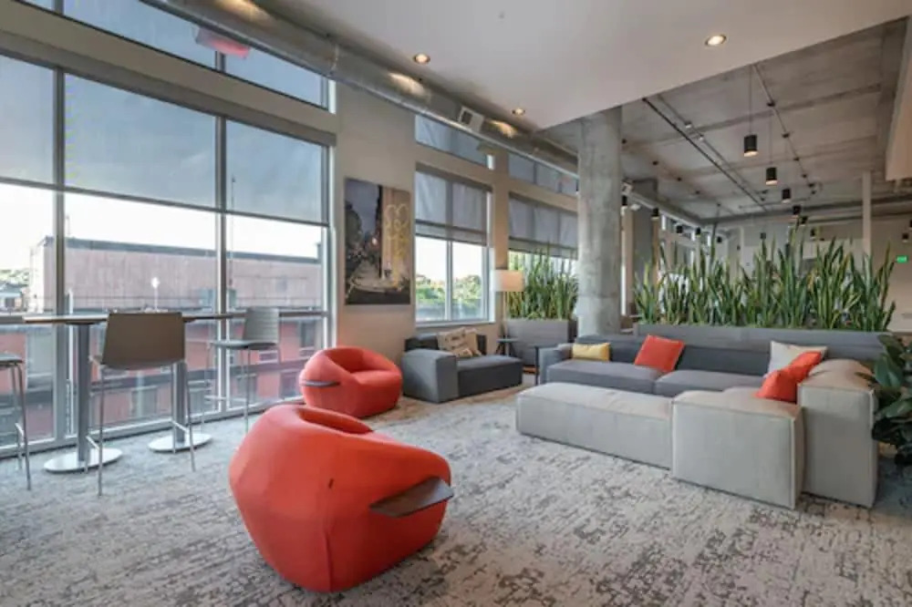 Lake Michigan Lux Apartments by Barsala