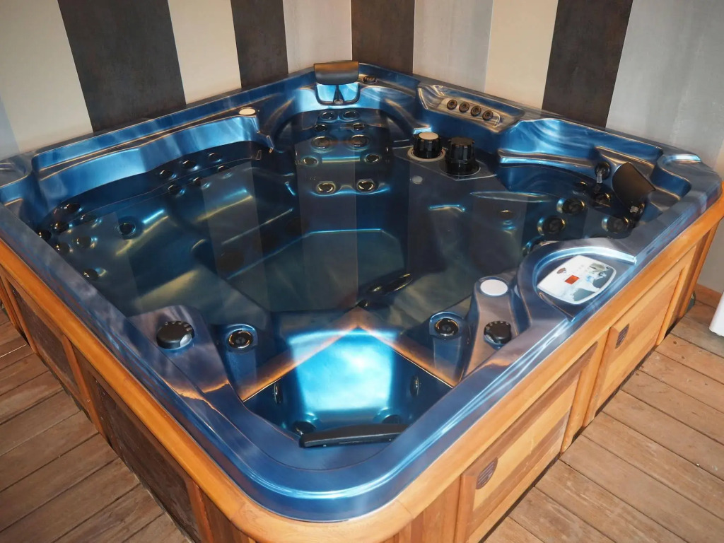 Les Chalets dAdelphine & SPA