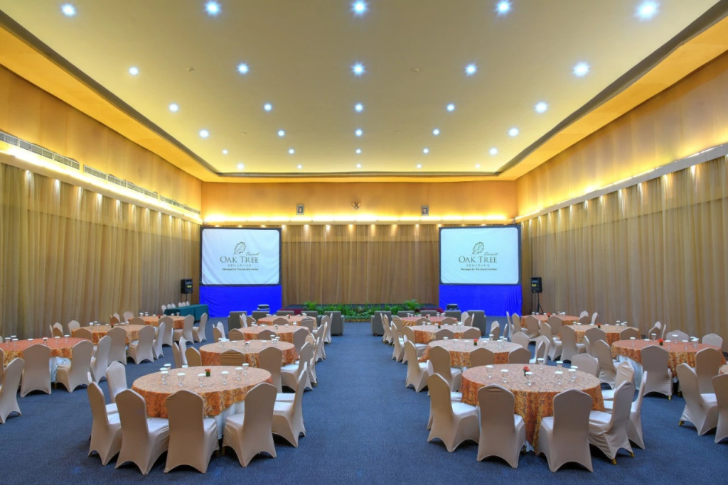 Oak Tree Emerald Hotel & Coventions Semarang