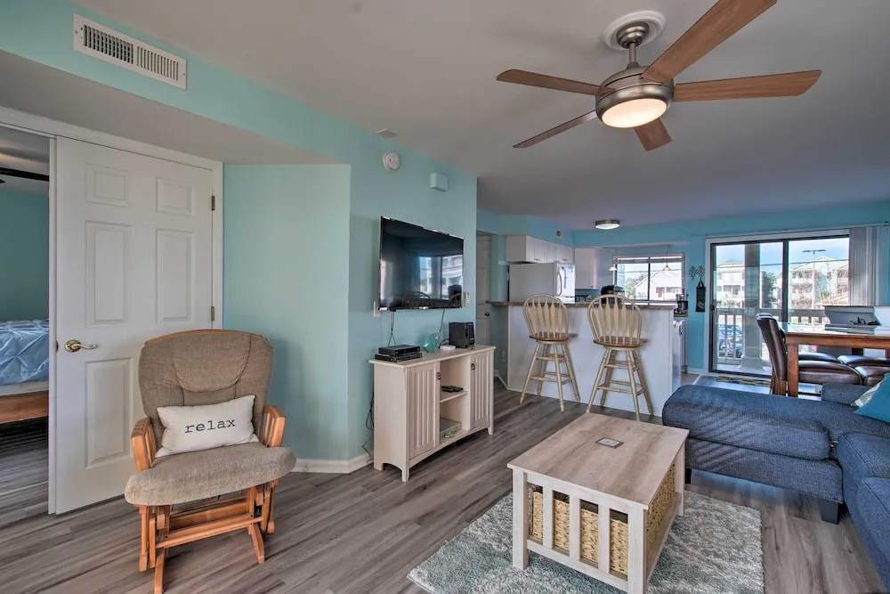 Walk to Shore! Ocean-view Condo in Carolina Beach