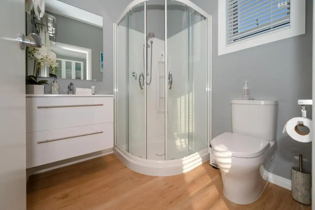 “No.25”Stand Alone Guest Studio Unit (Adults Only)