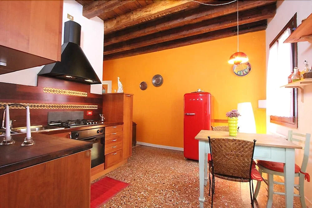 LUXURY SANTO STEFANO