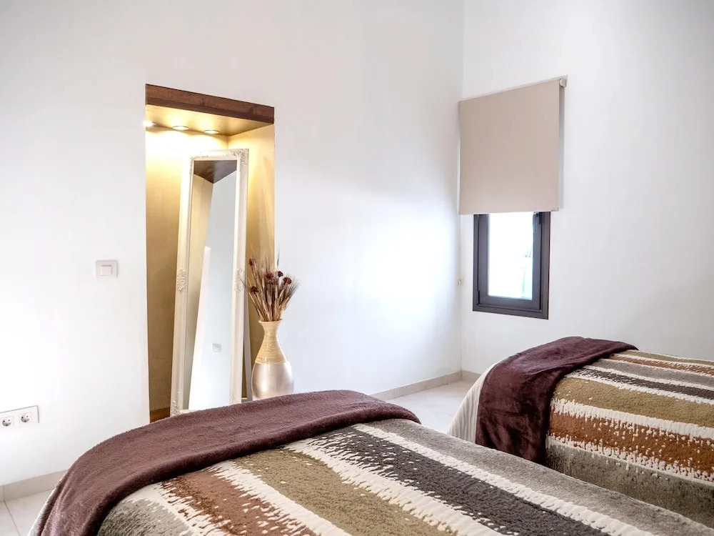 House with 3 Bedrooms in Tías, with Wifi