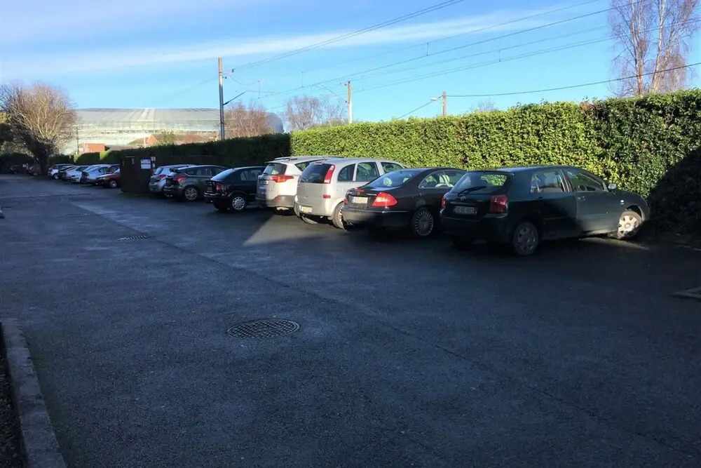 1 Bedroom Apartment In Ballsbridge