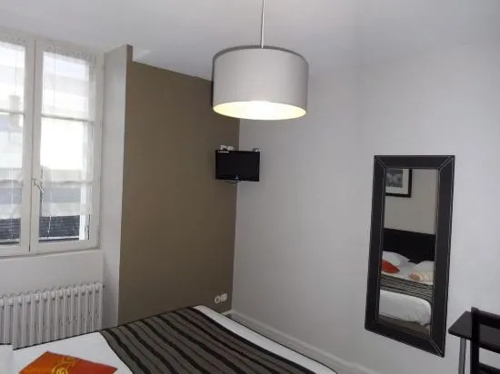 Hotel Saint François Précigné Soirée étape sur demande Proche Sablé-sur-Sarthe