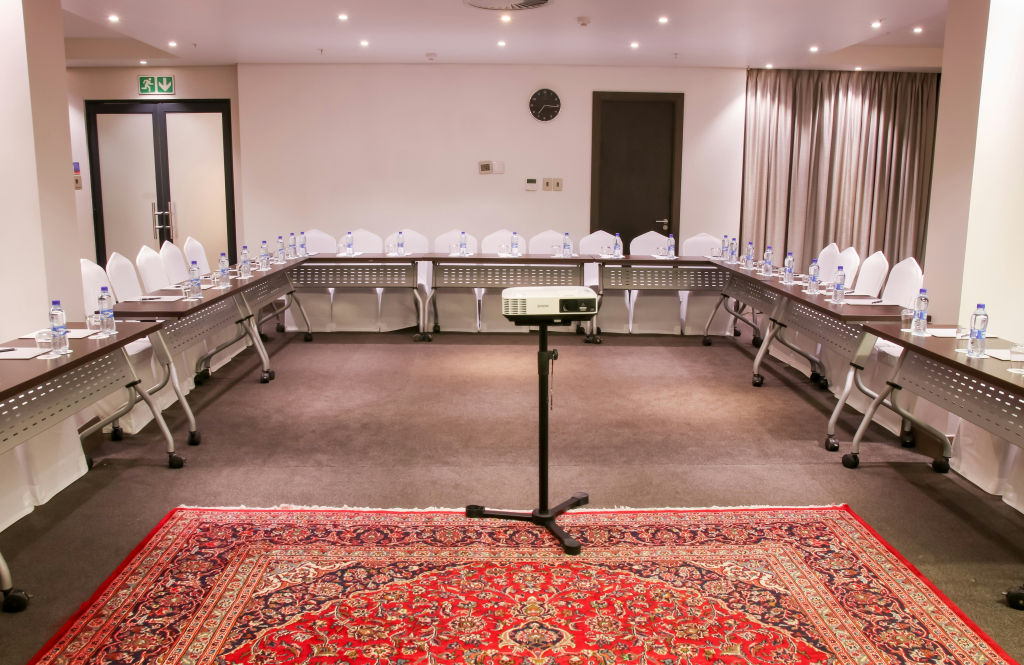Legend Hotel Lagos Airport, Curio Collection By Hilton