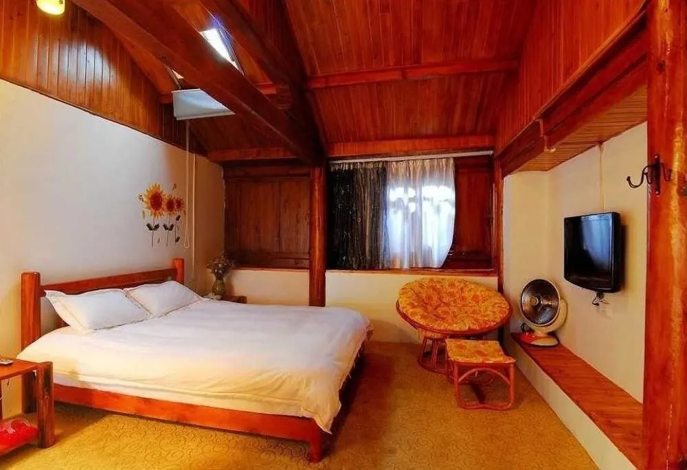 Lijiang Porcelain Inn