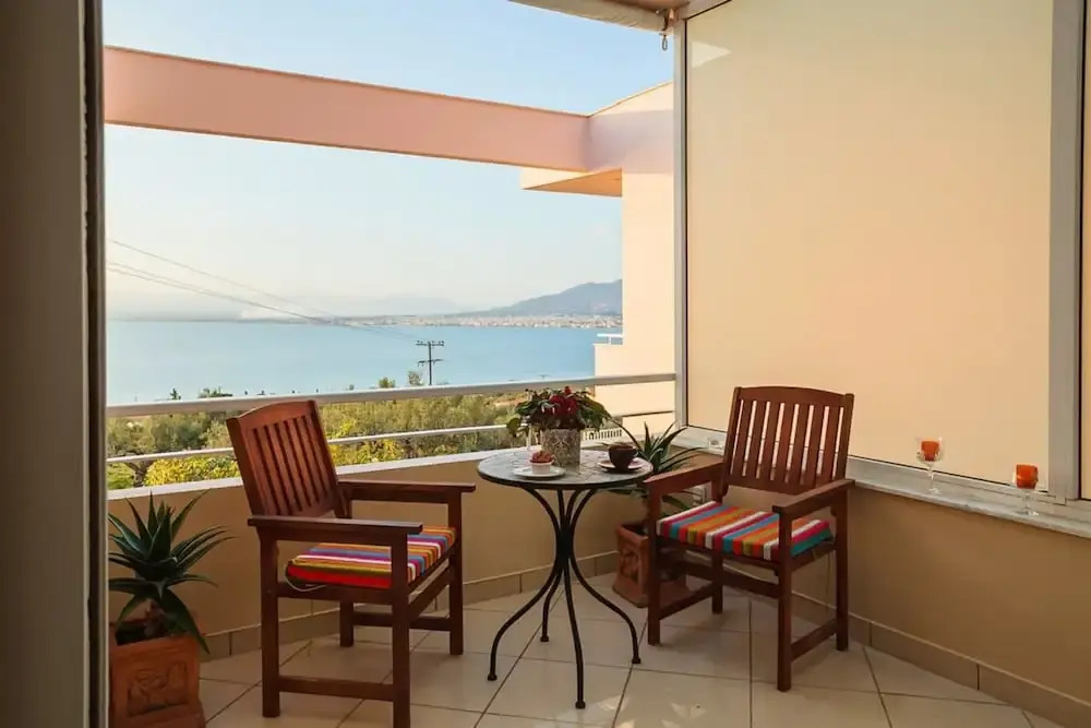 Verga Sunset Gem - Ilia Seaview Private Retreat