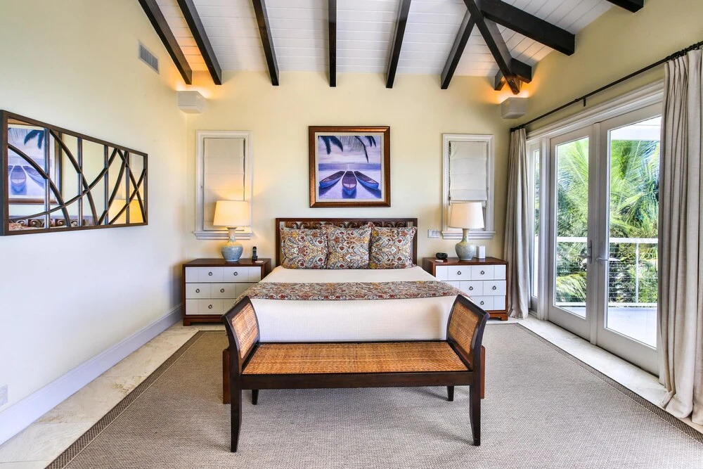 Cobalt Villa - Four Bedroom Home
