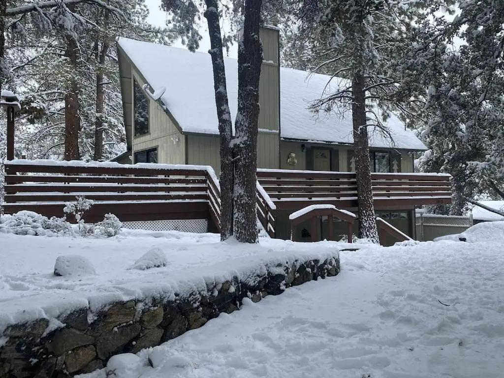 Quail Run Cabin 4,000 Sq.Ft Largest & Most Beautiful House On The Mountain