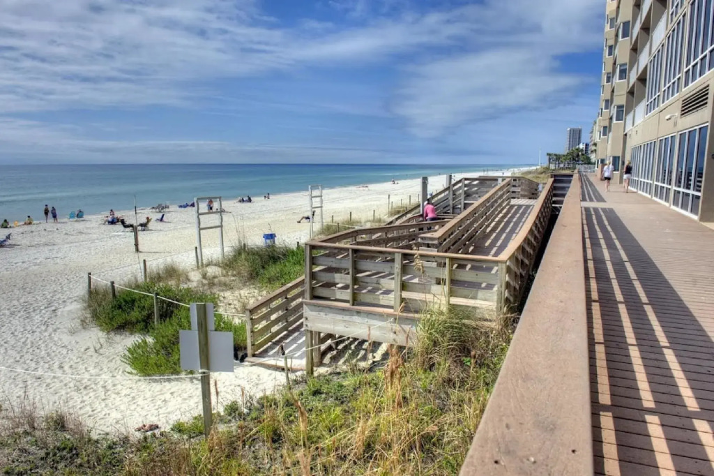 1706 Tidewater Beach Resort