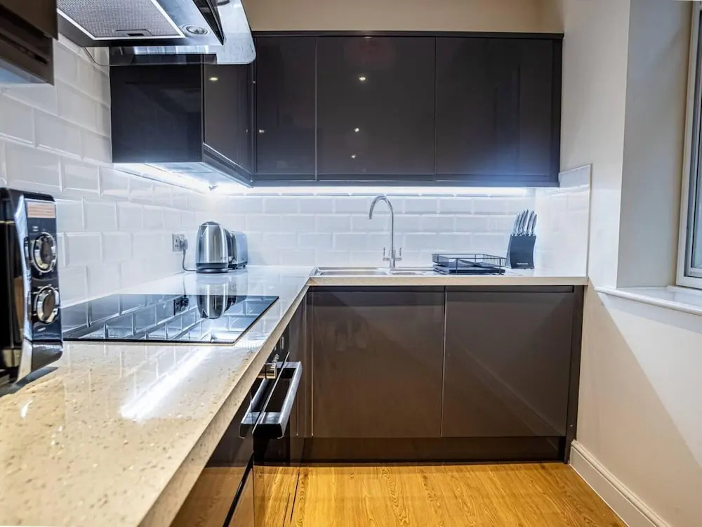 Luxe One Bed W/city View Near Ipswich Waterfront
