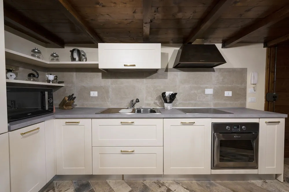 Casa Griselda by Mmega