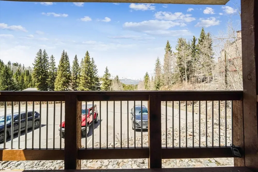 Tenmile Viewhouse 2 Bedroom Townhouse by Redawning