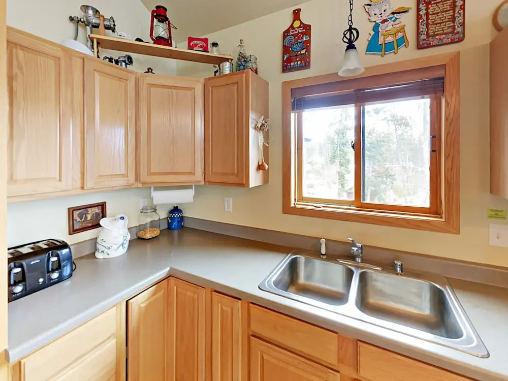 38 County Road Home #8506